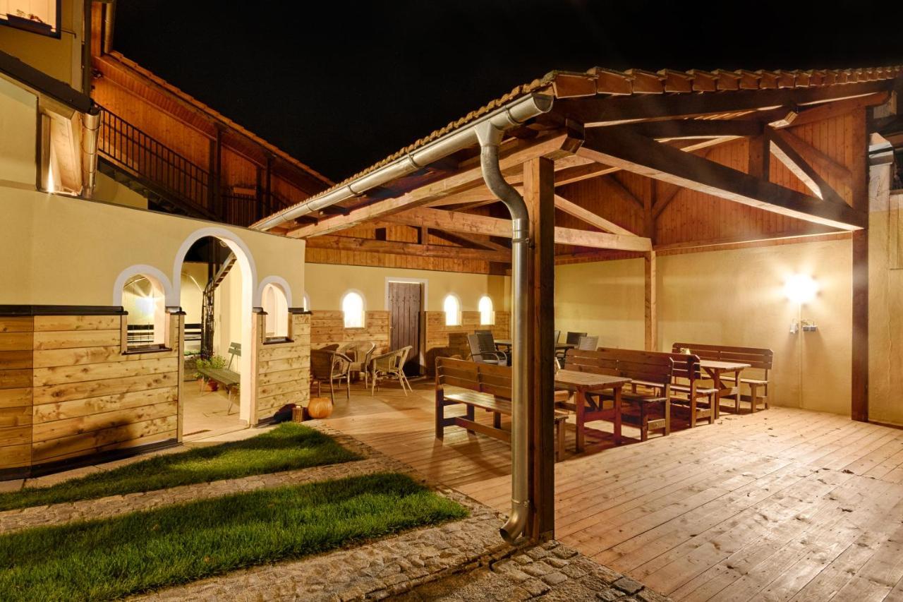 Romance Ubytovani Jindřichŭv Hradec Ngoại thất bức ảnh